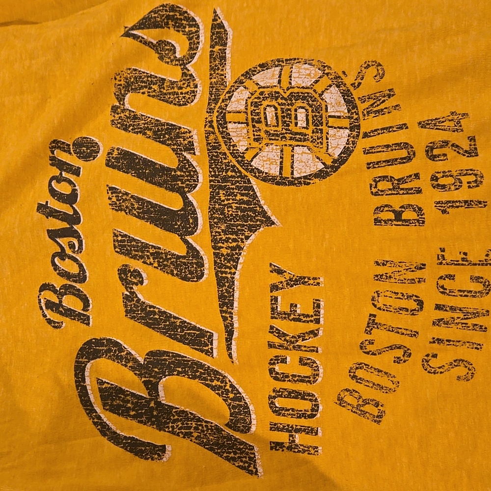⛸️SALE! NHL Official Licensed BOSTON BRUINS Women's Yellow Long Sleeve Shirt - Picture 3 of 7